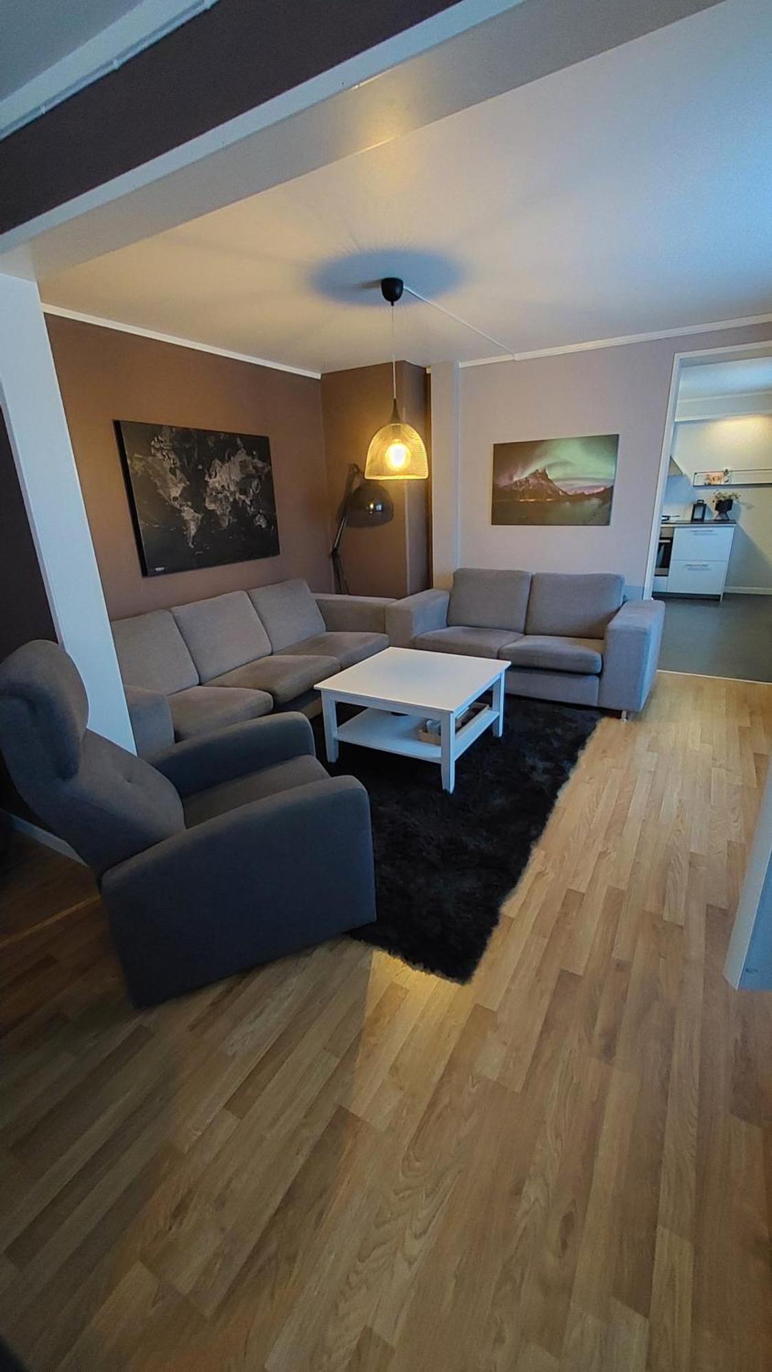 Lyngen Apartments Lyngseidet Exterior photo